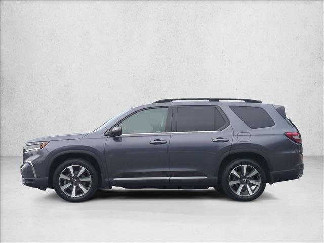 Certified 2023 Honda Pilot Touring image 9