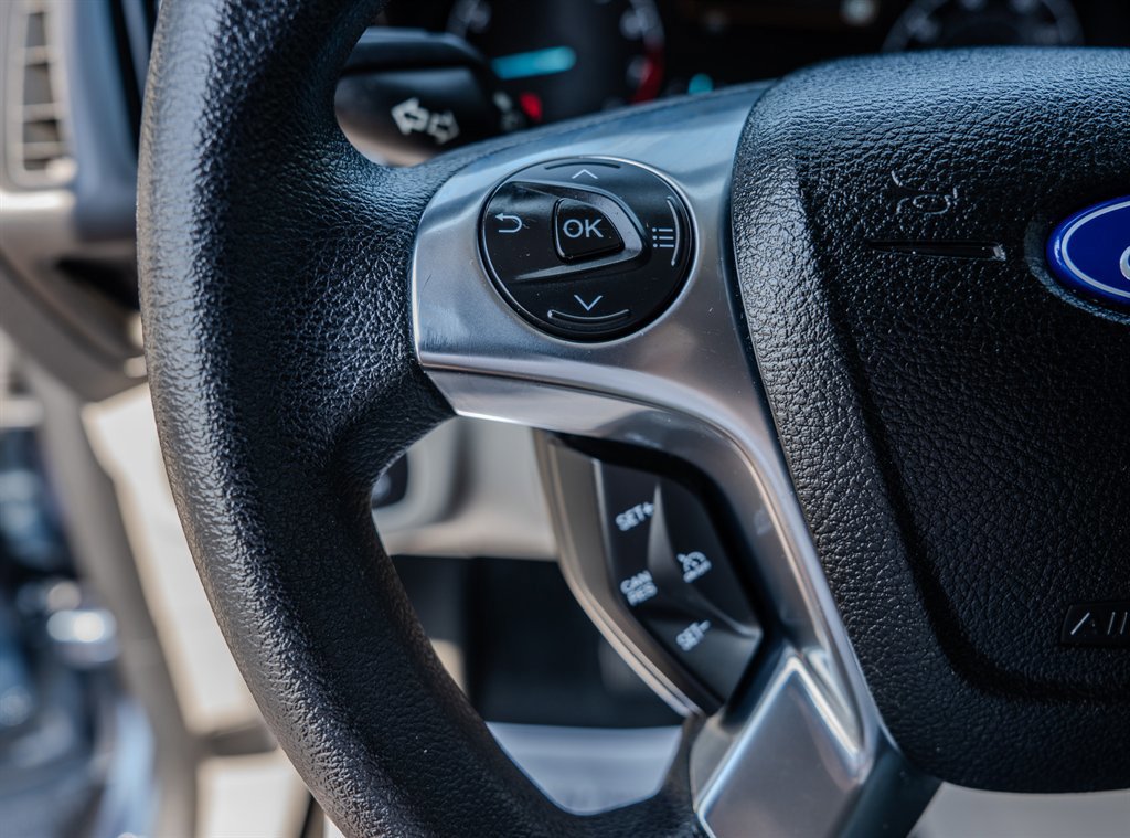 Used 2019 Ford Transit Connect XLT image 16