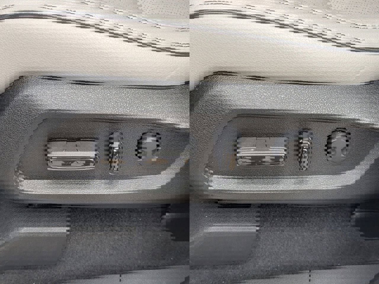 Certified 2023 Honda Pilot Elite image 21