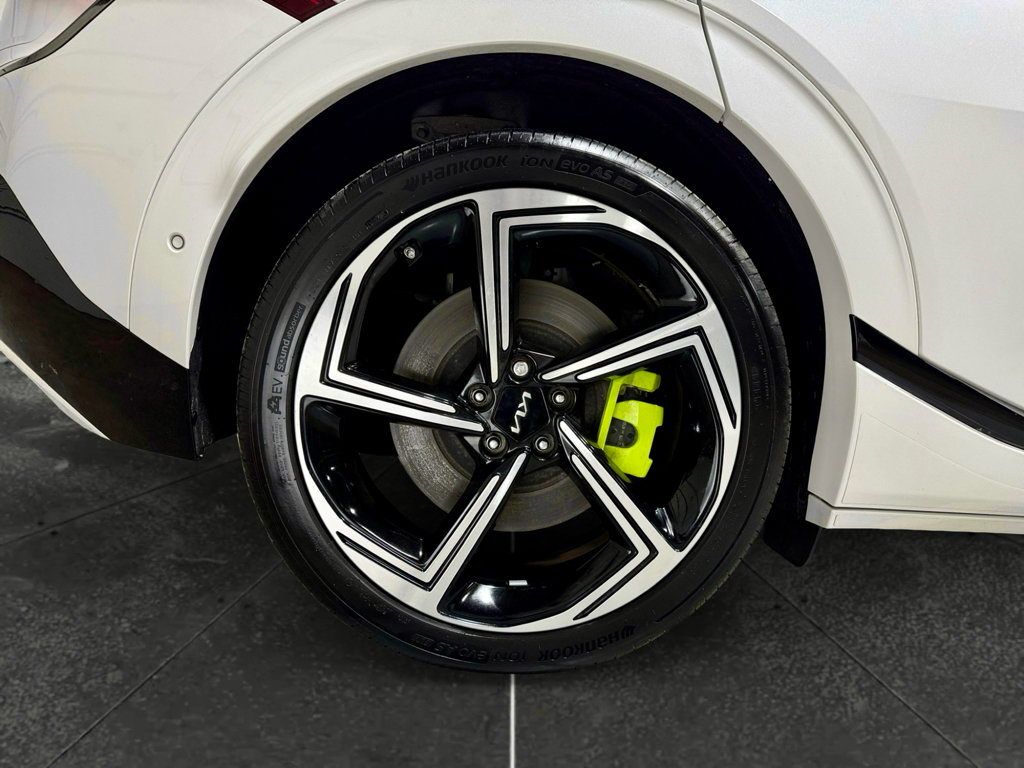 Used 2024 Kia EV6 GT image 40