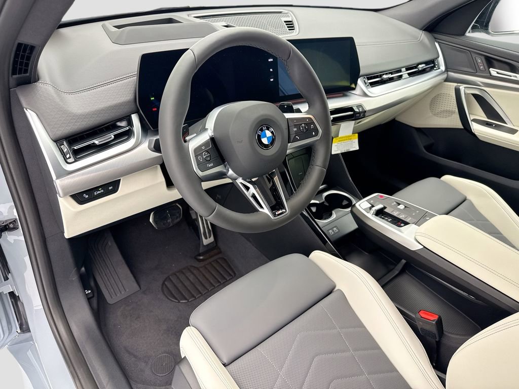 New 2026 BMW X2 xDrive28i w/ Technology Package AWD/4WD image 9