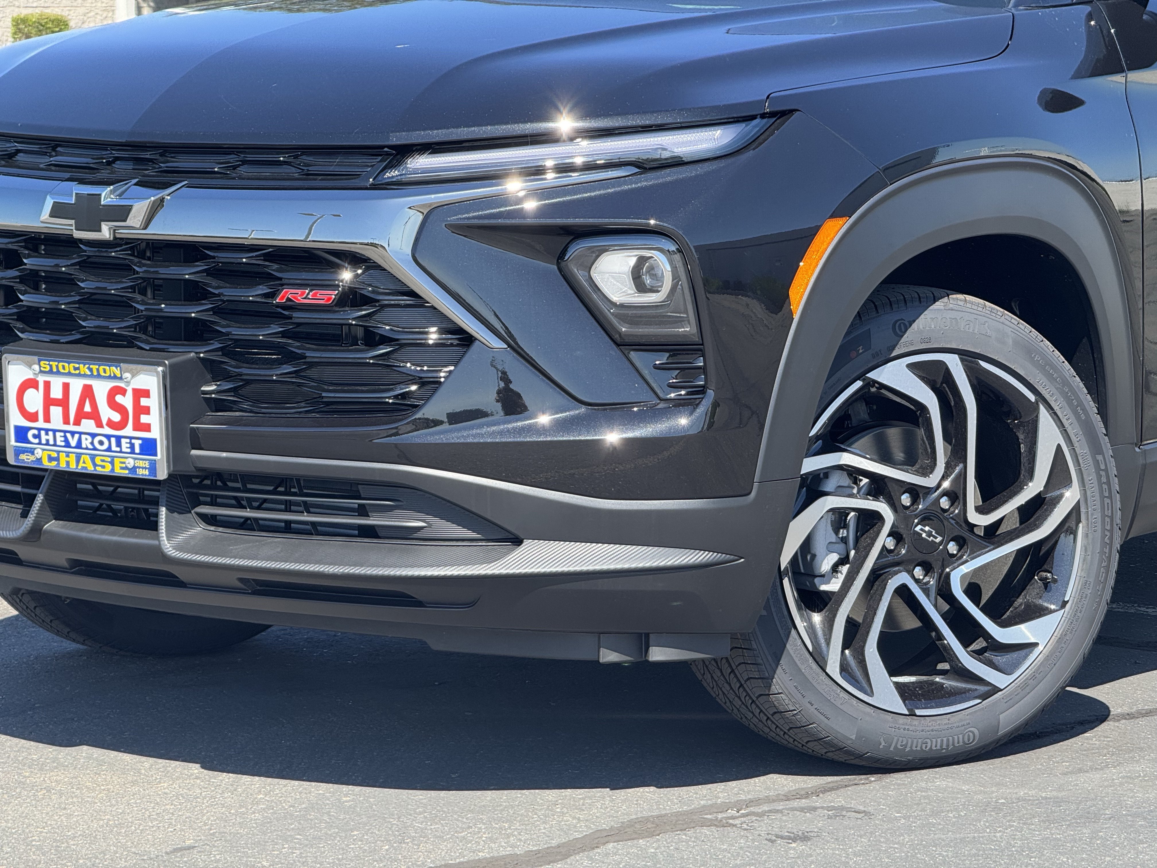 New 2026 Chevrolet TrailBlazer RS w/ Convenience Package AWD/4WD image 3