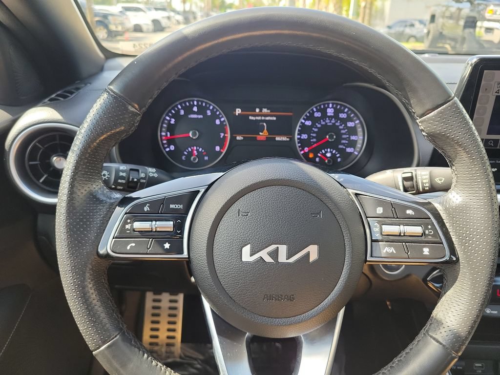 Used 2024 Kia Forte GT-Line w/ GT-Line Premium Package FWD image 9