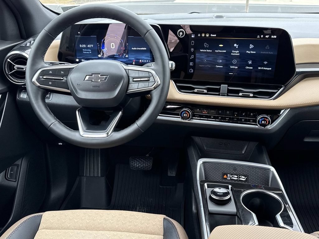 New 2026 Chevrolet Equinox ACTIV w/ Convenience Package III AWD/4WD image 2