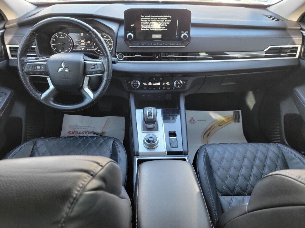 Used 2022 Mitsubishi Outlander SEL image 10