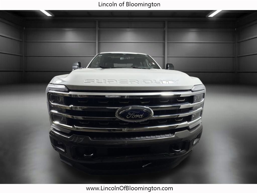 Used 2025 Ford F250 King Ranch w/ FX4 Off-Road Package image 11