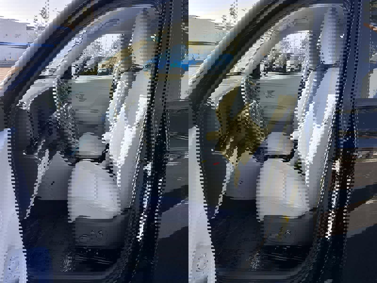 Certified 2025 Hyundai Kona SEL image 23