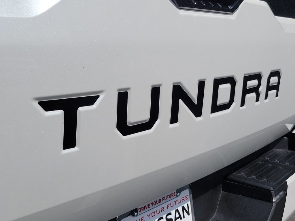 Used 2024 Toyota Tundra Platinum AWD/4WD image 26