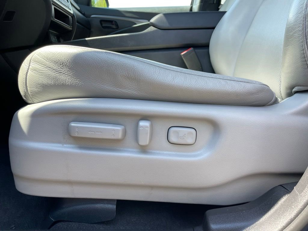 Certified 2024 Honda Passport EX-L image 25