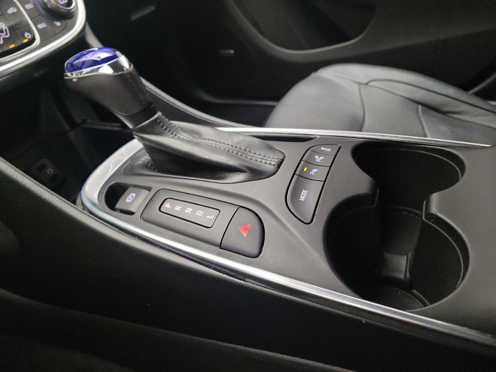 Used 2018 Chevrolet Volt Premier w/ Driver Confidence Package FWD image 26