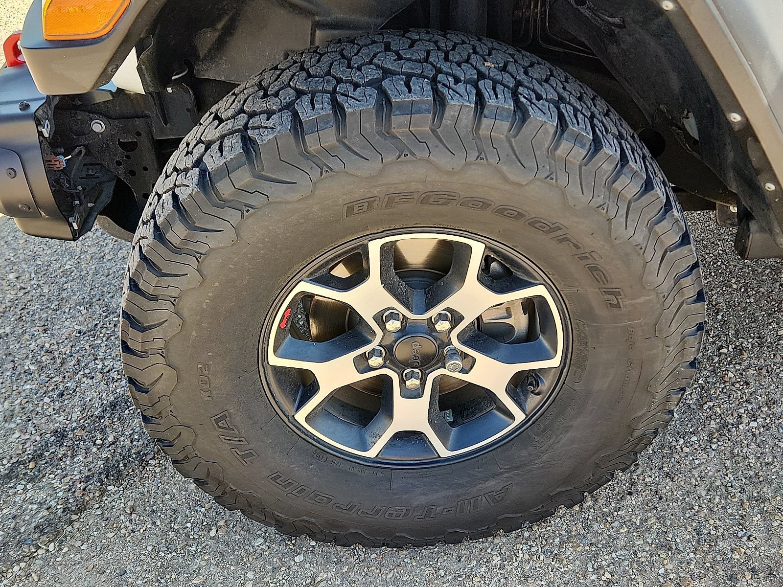 Used 2021 Jeep Wrangler Unlimited Rubicon w/ Cold Weather Group AWD/4WD image 7