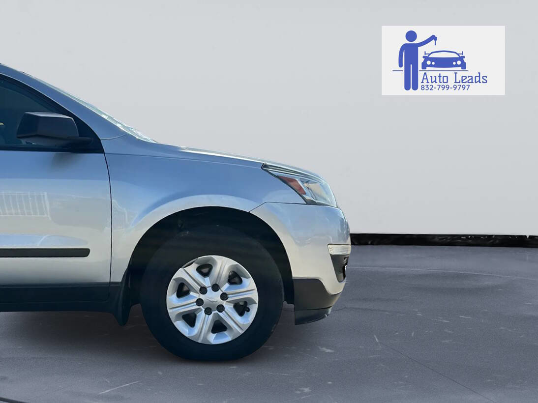 Used 2015 Chevrolet Traverse LS image 7