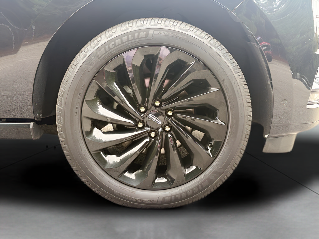 Used 2021 Lincoln Navigator L Reserve AWD/4WD image 16