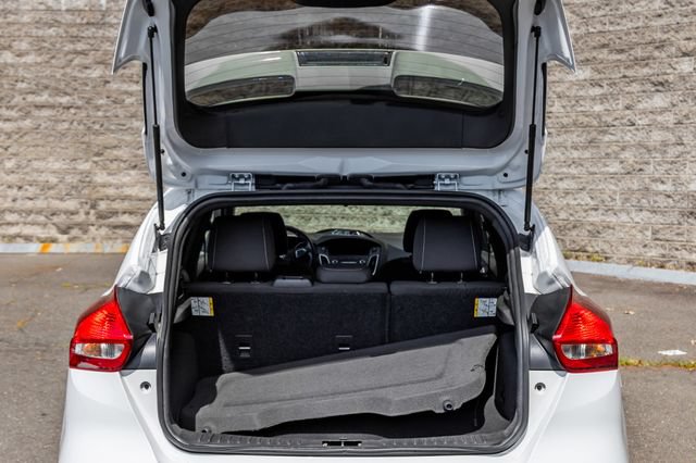Used 2018 Ford Focus ST FWD image 18