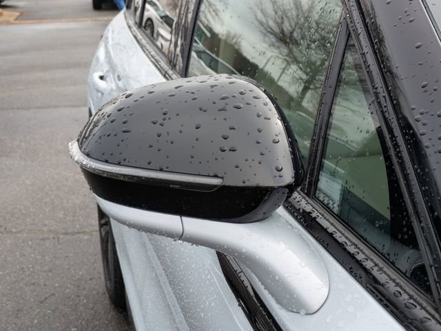 New 2026 Lincoln Corsair Premiere image 9