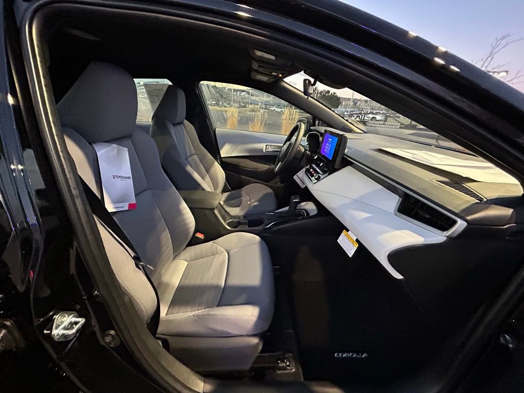 Used 2026 Toyota Corolla Hybrid Sedan image 40