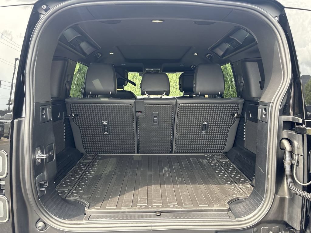 New 2026 Land Rover Defender 110 X-Dynamic SE AWD/4WD image 18