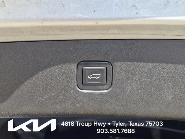 Used 2019 Chevrolet Blazer RS w/ Sun and Wheels Package AWD/4WD image 11