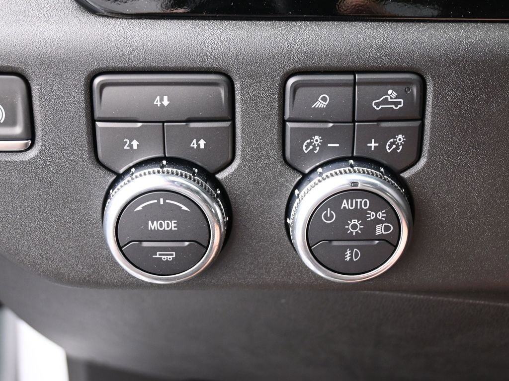 New 2025 GMC Sierra 2500 SLE image 32