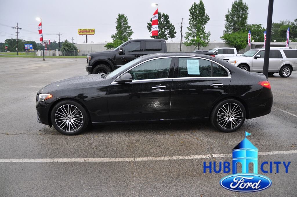 Used 2025 Mercedes-Benz C 300 Sedan image 2