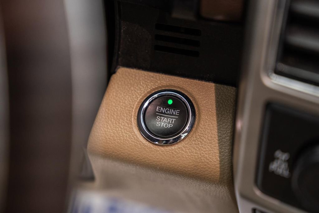 Used 2018 Ford F150 Lariat w/ Equipment Group 502A Luxury image 32