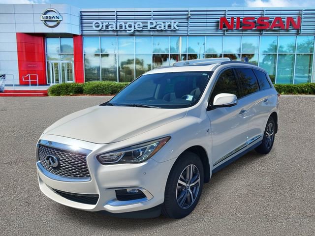 Used 2019 INFINITI QX60 Luxe w/ Essential Package image 4