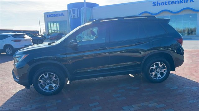 Certified 2023 Honda Passport TrailSport image 6