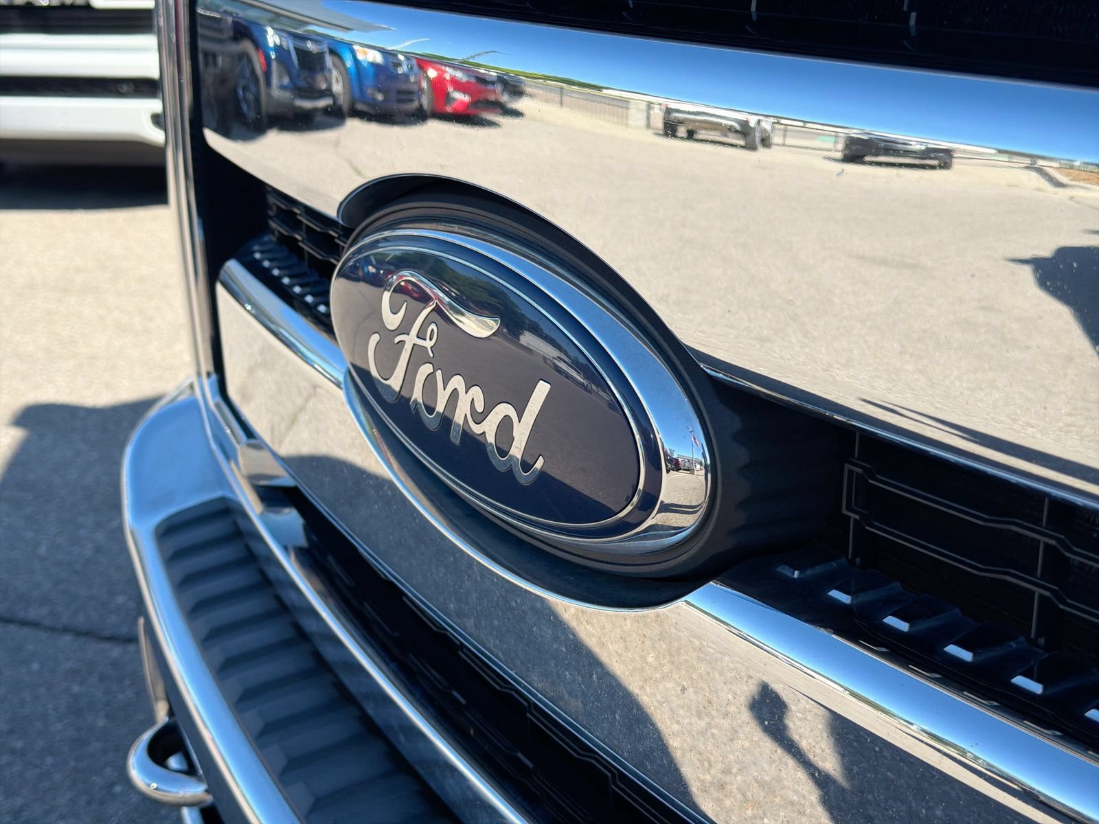 Used 2013 Ford F350 Lariat w/ Lariat Ultimate Pkg AWD/4WD image 16