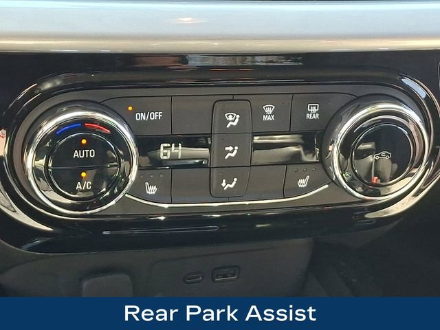 Used 2025 Chevrolet Trax LT w/ Driver Confidence Package image 14