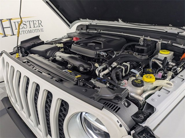 Used 2021 Jeep Wrangler Unlimited Sahara w/ Dual Top Group image 33