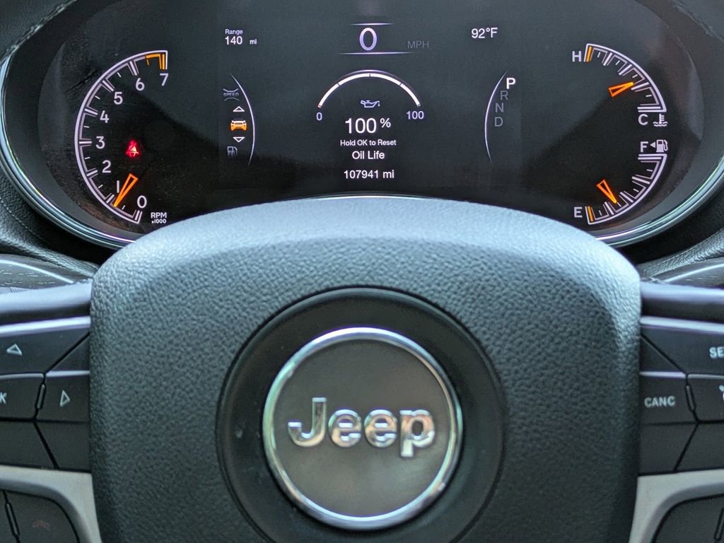 Used 2018 Jeep Grand Cherokee Limited image 30