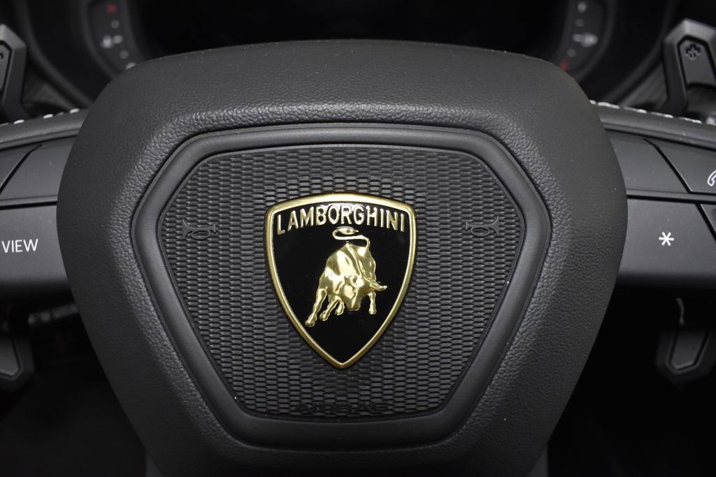 Used 2023 Lamborghini Urus Performante image 43