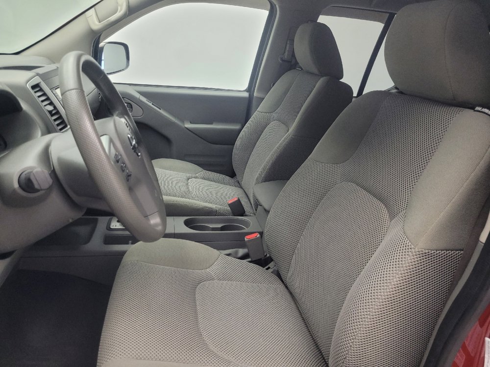 Used 2019 Nissan Frontier SV image 17