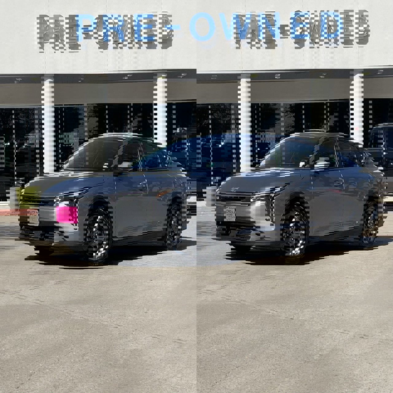 Used 2025 Kia K4 LXS image 1