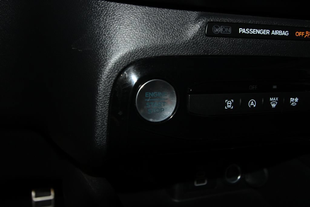 Used 2024 Ford Escape ST-Line Select w/ Tech Pack #1 AWD/4WD image 12