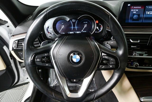 Used 2017 BMW 530i xDrive AWD/4WD image 8