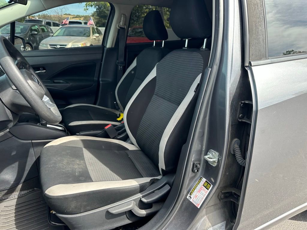 Used 2021 Nissan Versa SV image 9