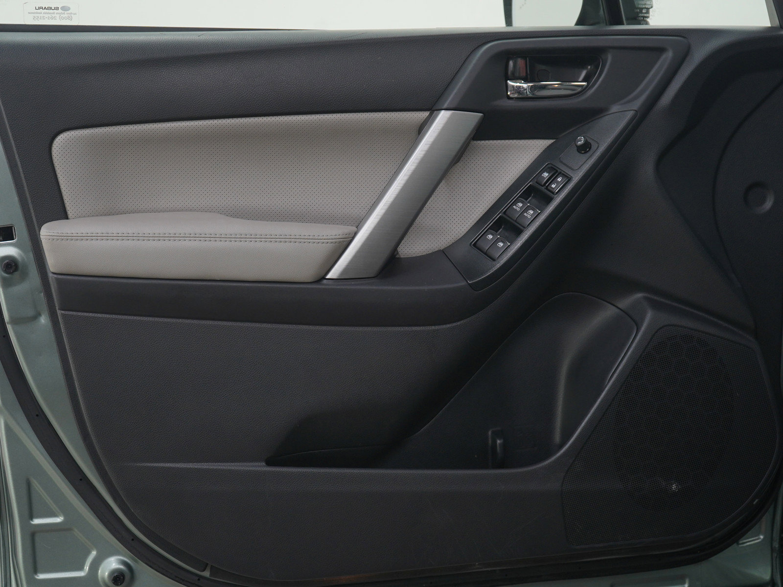 Used 2017 Subaru Forester 2.5i Limited w/ Popular Package #2 image 21