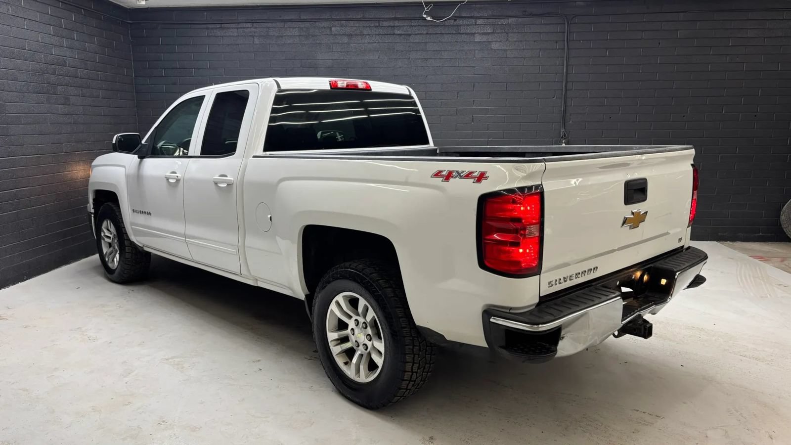 Used 2015 Chevrolet Silverado 1500 LT w/ All Star Edition AWD/4WD image 3