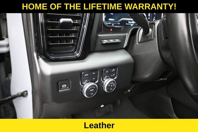 Used 2024 GMC Sierra 2500 AT4 w/ Technology Package AWD/4WD image 16