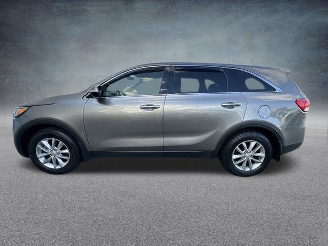 Used 2017 Kia Sorento L FWD image 3