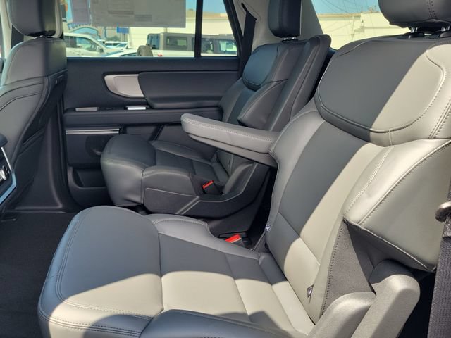 New 2027 Ford Expedition Max Active RWD image 12