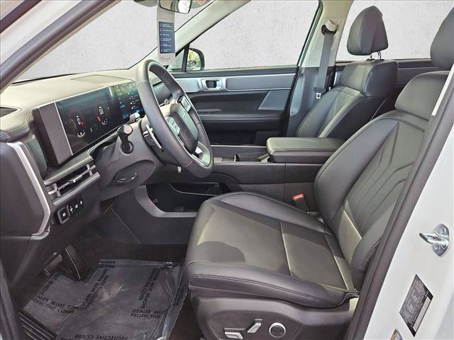 Used 2026 Hyundai Santa Fe SEL FWD image 15