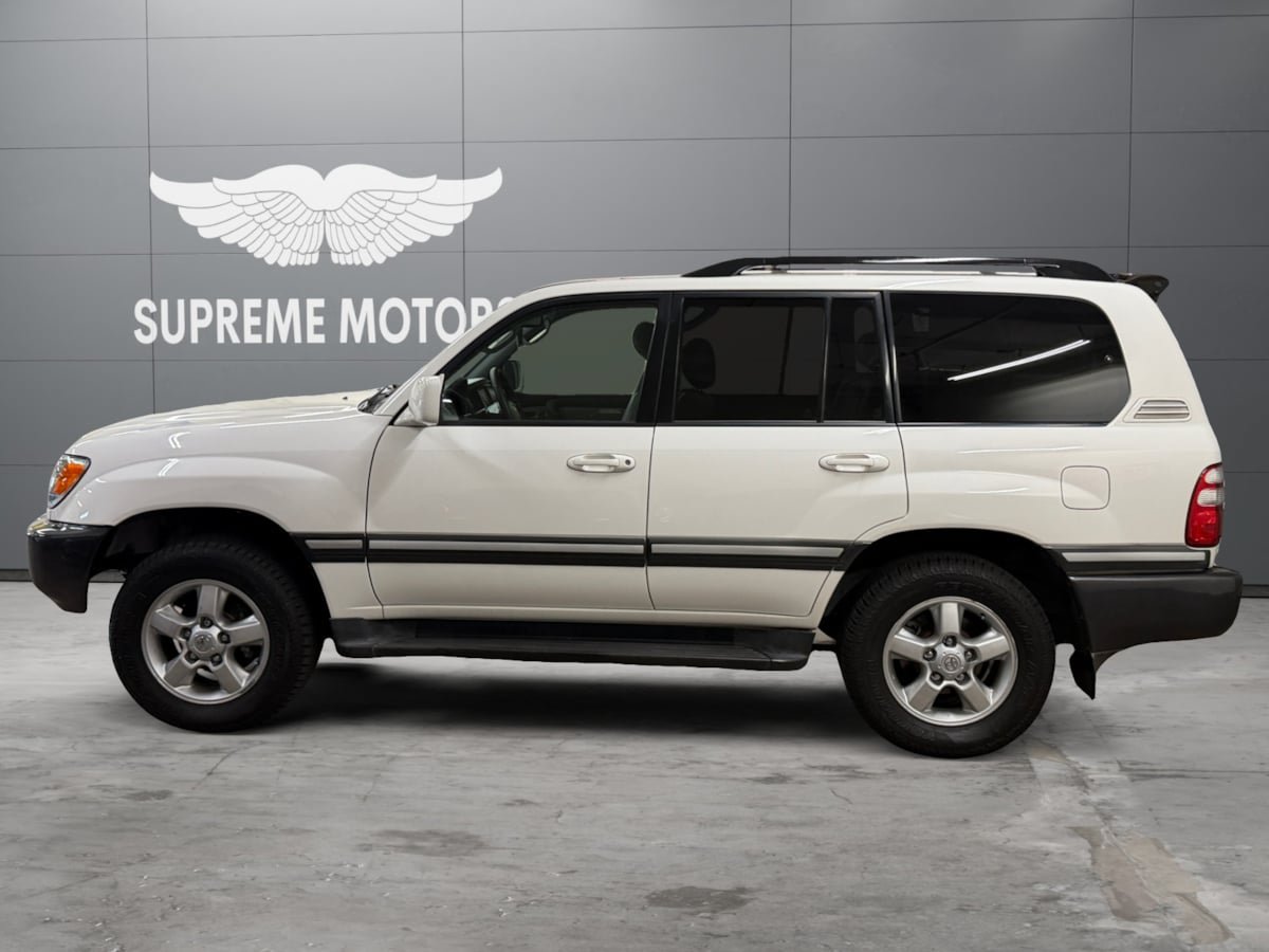 Used 2004 Toyota Land Cruiser AWD/4WD image 2