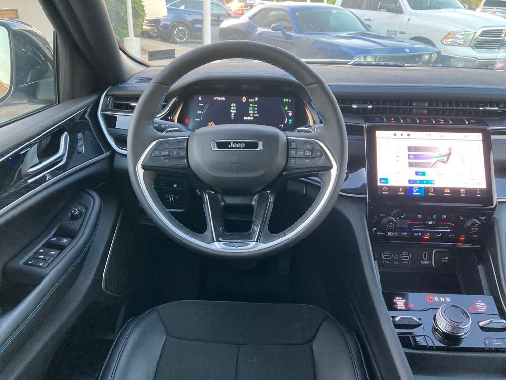 New 2024 Jeep Grand Cherokee Trailhawk w/ Advanced Protech Group II image 14