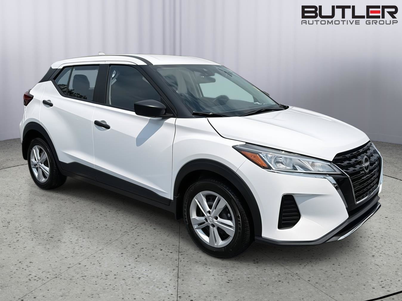Used 2024 Nissan Kicks S FWD image 8