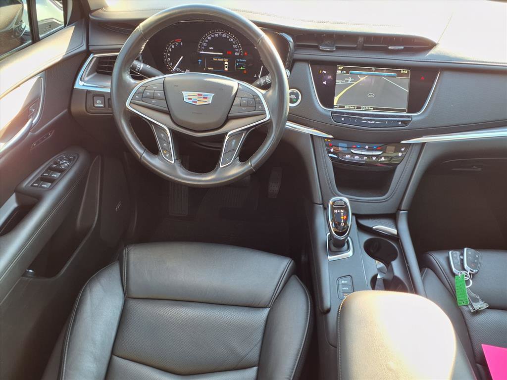 Used 2019 Cadillac XT5 Premium Luxury w/ Driver Assist Package image 2