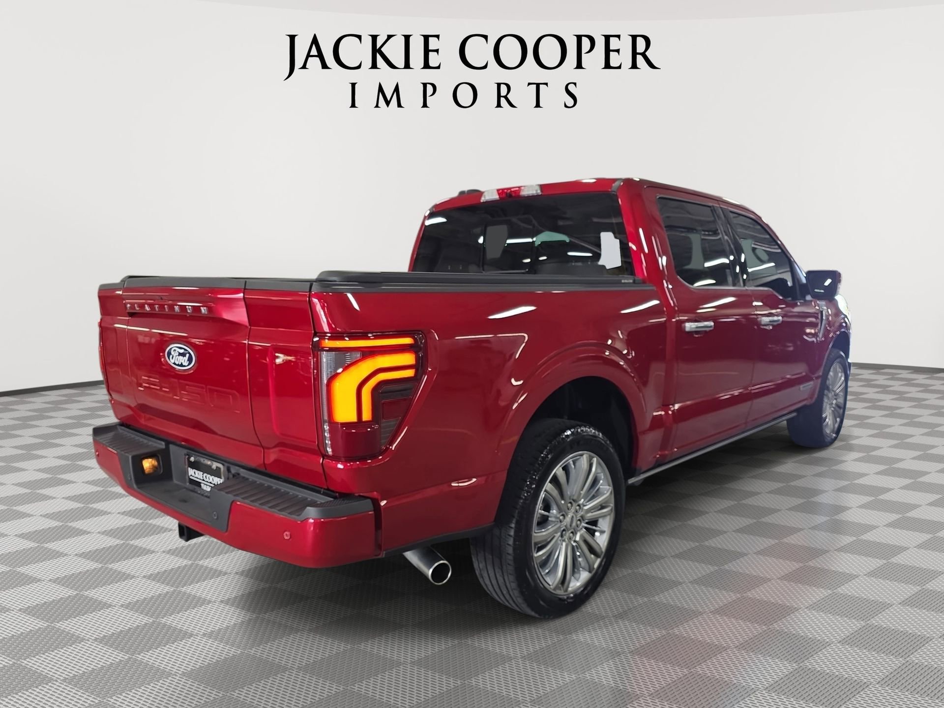 Used 2024 Ford F150 Platinum w/ Equipment Group 703A Plus image 5