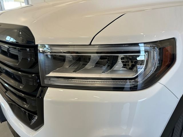Certified 2023 GMC Acadia SLT w/ Elevation Edition image 11