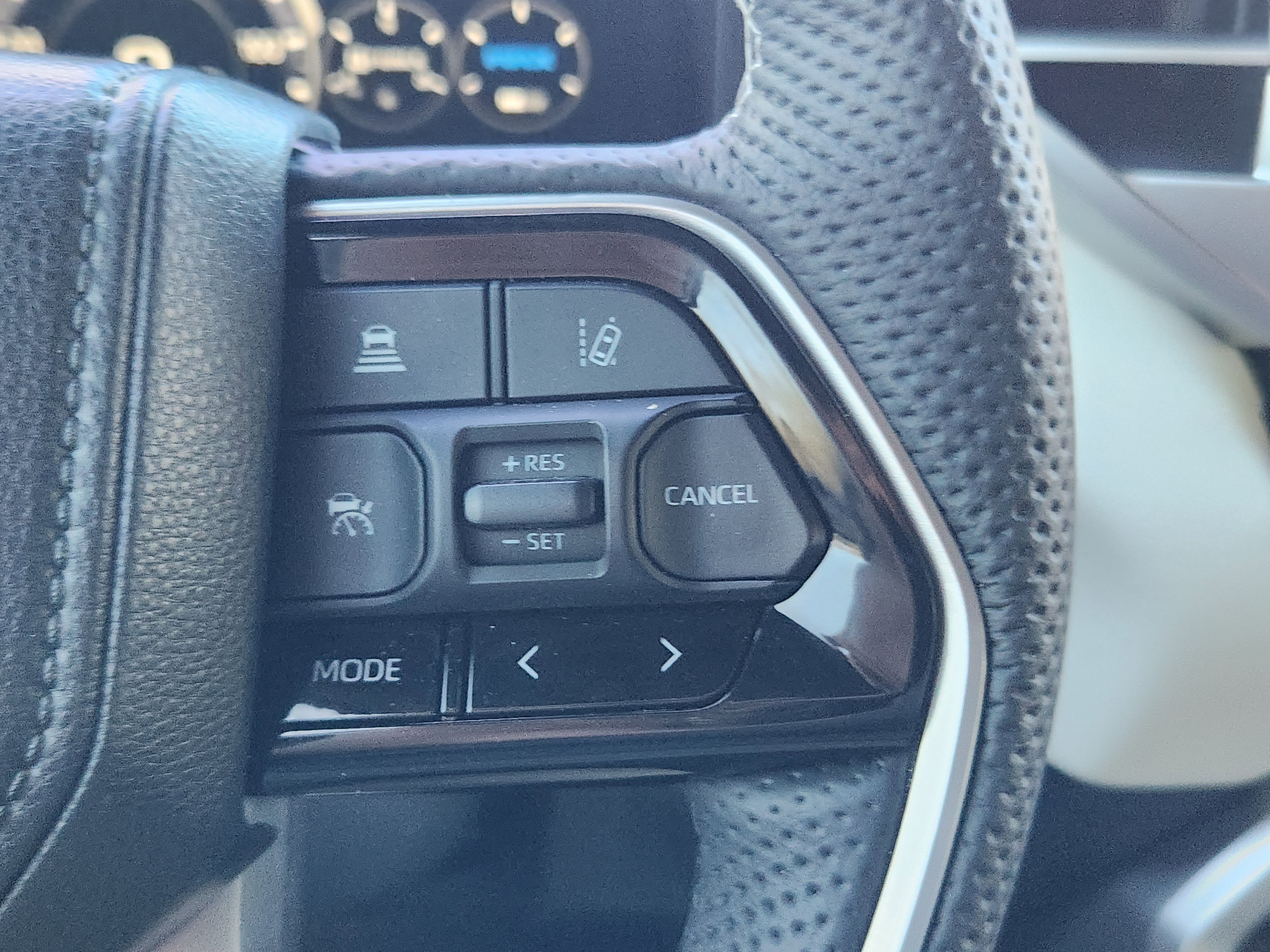 Used 2025 Toyota Sequoia Capstone image 35